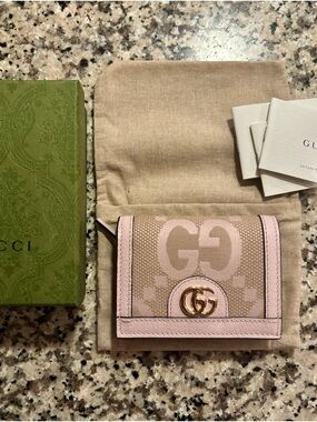 Gucci Ophidia wallet GG pink